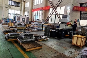 如何安全地使用折彎機(jī)夾模板？